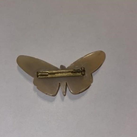 French Bone carved moth pin - Picture 2 of 3
